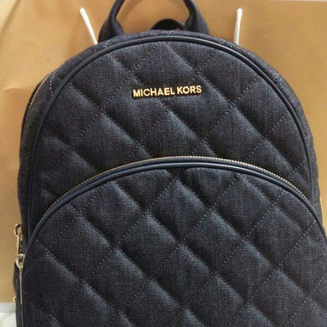 Michael Kors - 新品♡マイケルコース♡デニムリュックの通販 by まめ