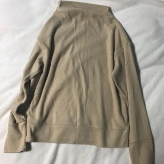 ユニクロ(UNIQLO)のユニクロ ヒートテックフリース ハイネックＴ Sサイズ ベージュ(Tシャツ(長袖/七分))