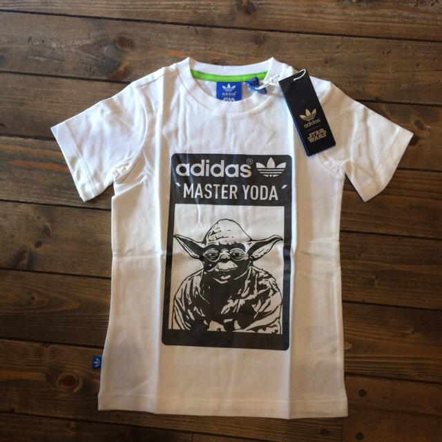 adidas(アディダス)のアディダス新品スターウォーズTシャツコラボあちゃちゅむムチャチャ100完売品 キッズ/ベビー/マタニティのキッズ服男の子用(90cm~)(Tシャツ/カットソー)の商品写真