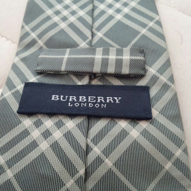 BURBERRY(バーバリー)のバーバリーネクタイ　難あり メンズのファッション小物(ネクタイ)の商品写真