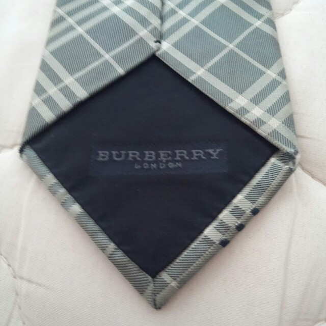 BURBERRY(バーバリー)のバーバリーネクタイ　難あり メンズのファッション小物(ネクタイ)の商品写真