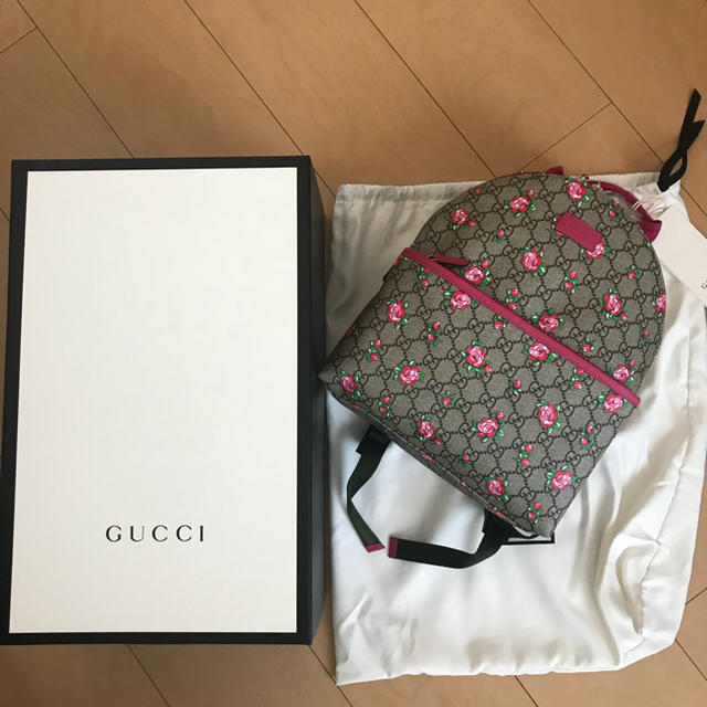 Gucci(グッチ)の期間限定価格！GUCCI フラワー柄リュック 新品 キッズ/ベビー/マタニティのこども用バッグ(リュックサック)の商品写真