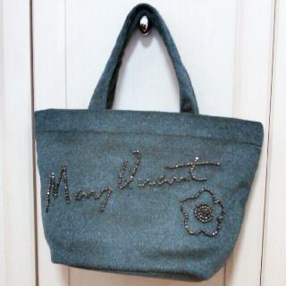 マリークワント(MARY QUANT)の新品♡ふわふわ毛足♡キラキラビーズ♡MARY QUANT♡トートバッグ♡台形(トートバッグ)