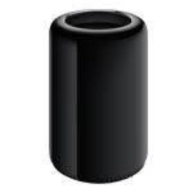 Apple(アップル)のMac Pro スマホ/家電/カメラのPC/タブレット(デスクトップ型PC)の商品写真