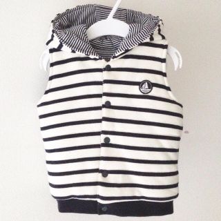 プチバトー(PETIT BATEAU)のそうちゃんさま専用 PETIT BATEAU リバーシブルベスト 81cm(ジャケット/コート)