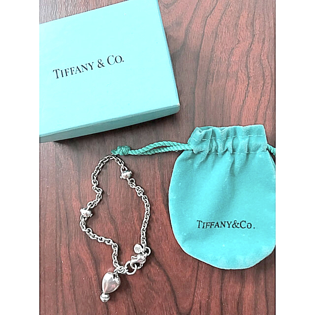 Tiffany & Co.(ティファニー)の【レア・完売品】ティファニー  オープン ハートブレスレット レディースのアクセサリー(ブレスレット/バングル)の商品写真