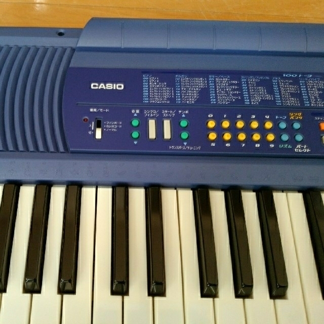 CASIO(カシオ)のカシオ CASIO LK-20 光ナビゲーションキーボード（中古品） 楽器の鍵盤楽器(キーボード/シンセサイザー)の商品写真