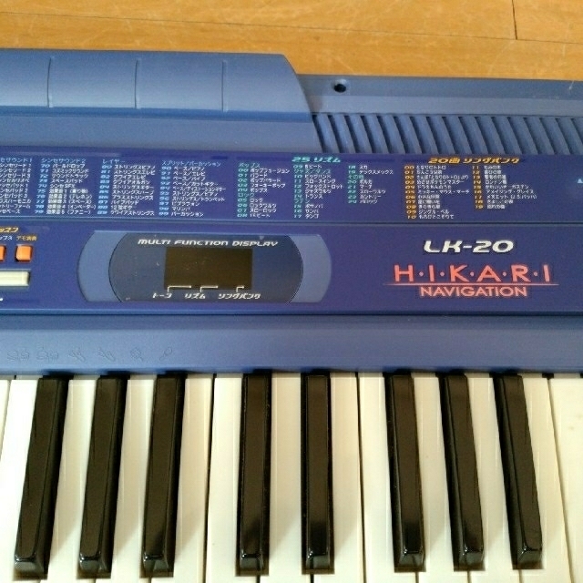CASIO(カシオ)のカシオ CASIO LK-20 光ナビゲーションキーボード（中古品） 楽器の鍵盤楽器(キーボード/シンセサイザー)の商品写真