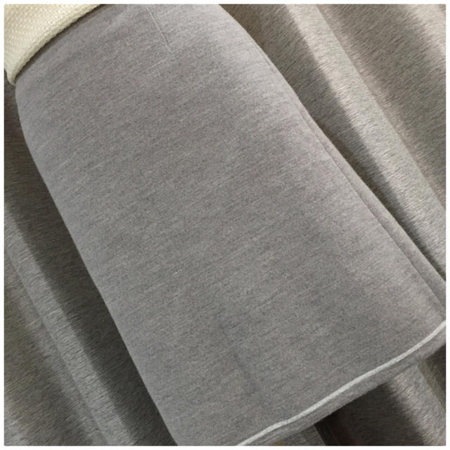 Harrods(ハロッズ)のHarrods ハロッズ ◆ 日本製 グレー ウール タイトスカート レディースのスカート(ひざ丈スカート)の商品写真