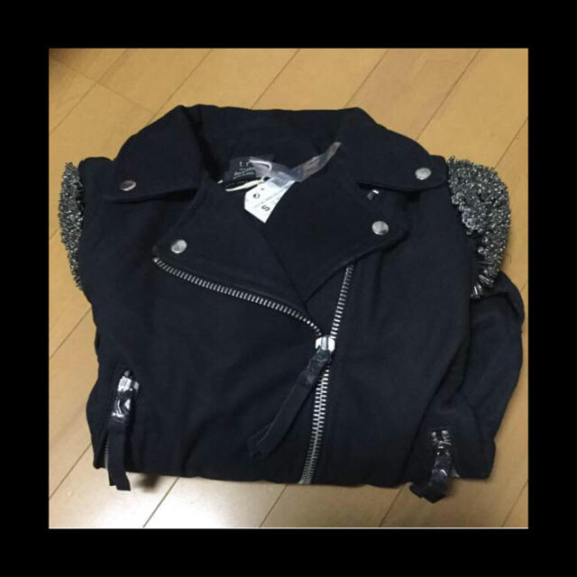 ZARA(ザラ)のzara  ザラ ライダース ジャケット 子羊皮 レディースのジャケット/アウター(ライダースジャケット)の商品写真