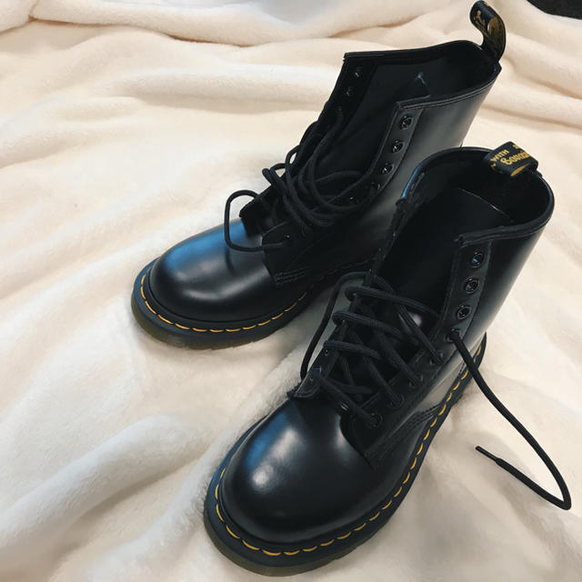 Dr.Martens(ドクターマーチン)の試着のみ ドクターマーチン 8ホール 値下げ！ レディースの靴/シューズ(ブーツ)の商品写真