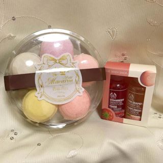 ザボディショップ(THE BODY SHOP)の《美品》入浴剤＆ボディシャンプー(シャンプー)