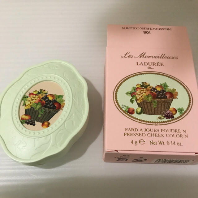 Les Merveilleuses LADUREE(レメルヴェイユーズラデュレ)のラデュレ限定色チーク コスメ/美容のベースメイク/化粧品(チーク)の商品写真