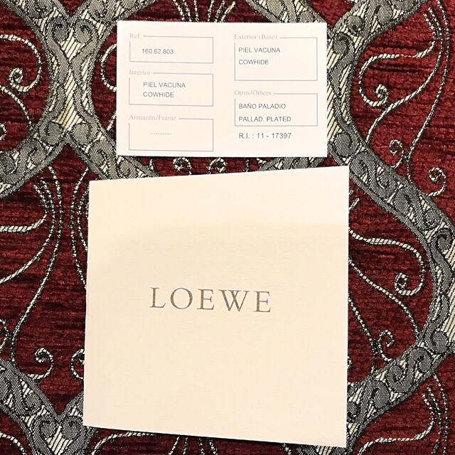 LOEWE(ロエベ)の【未使用送料込】LOEWE キーケース ロエベ レディースのファッション小物(キーケース)の商品写真