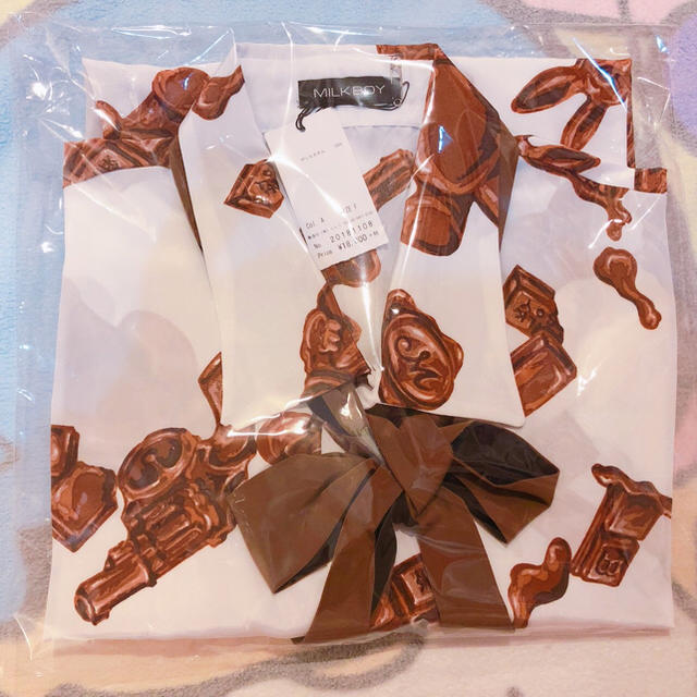 MILKBOY(ミルクボーイ)のMILK BOY CHOCO MURDER SHIRTS お買得 レディースのトップス(シャツ/ブラウス(長袖/七分))の商品写真