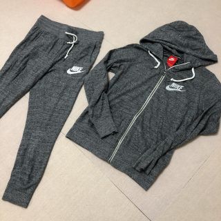 ナイキ(NIKE)のナイキ☆セットアップ☆レディース☆新品未使用(セット/コーデ)