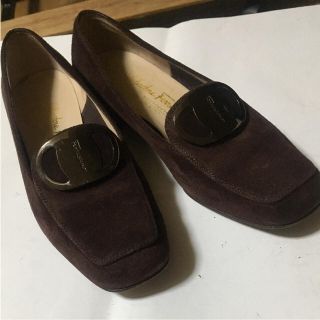 サルヴァトーレフェラガモ(Salvatore Ferragamo)のSalvatore Ferragamo スエード ローファー(ローファー/革靴)