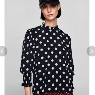 ザラ(ZARA)の【タグ付き新品】ザラ ドット フリル ブラウス M(シャツ/ブラウス(長袖/七分))