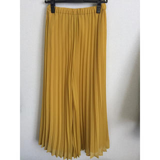 ルカ(LUCA)のロングプリーツスカート yellow(ロングスカート)