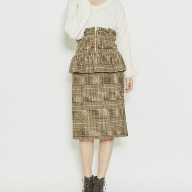 EMSEXCITE(エムズエキサイト)のemsexcite ビスチェ付グレンチェックSK レディースのスカート(ひざ丈スカート)の商品写真