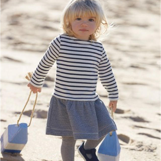 PETIT BATEAU(プチバトー)の36m 新品 プチバトー チュビックマリニエールワンピース キッズ/ベビー/マタニティのキッズ服女の子用(90cm~)(ワンピース)の商品写真