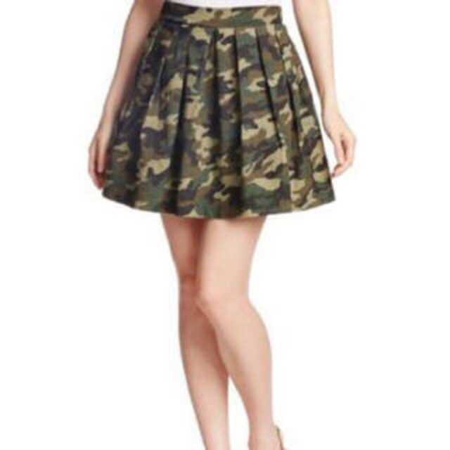 WEGO(ウィゴー)のWEGO☆迷彩柄スカート レディースのスカート(ミニスカート)の商品写真