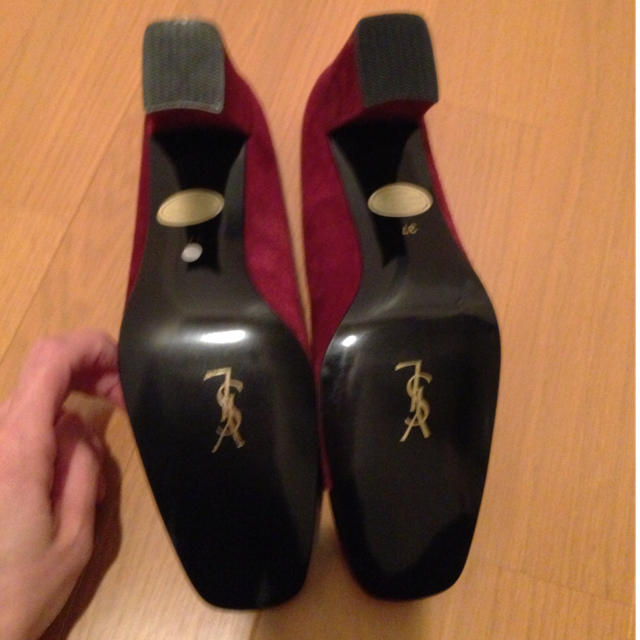 Saint Laurent(サンローラン)のYSL パンプス レディースの靴/シューズ(ハイヒール/パンプス)の商品写真