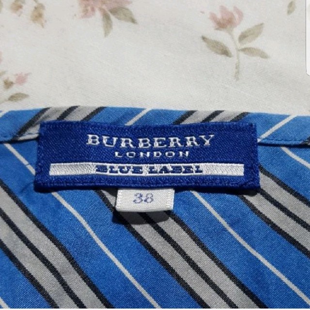 BURBERRY BLUE LABEL(バーバリーブルーレーベル)のバーバリーブルーレーベル
ブラウス レディースのトップス(シャツ/ブラウス(半袖/袖なし))の商品写真