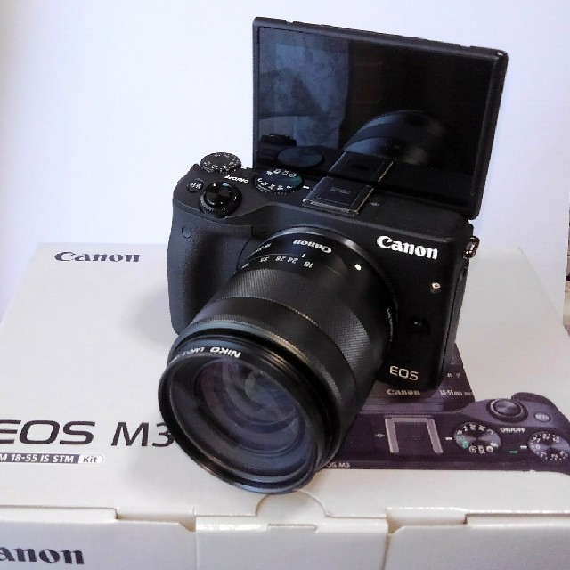 Canon(キヤノン)のゆにふる様専用[美品]Wi-Fi機能搭載*キャノンEOS M3  レンズキット スマホ/家電/カメラのカメラ(ミラーレス一眼)の商品写真