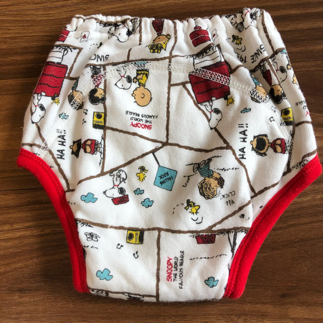 SNOOPY(スヌーピー)のトレーニングパンツ サイズ90 キッズ/ベビー/マタニティのおむつ/トイレ用品(トレーニングパンツ)の商品写真