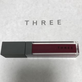 スリー(THREE)のTHREE リリカルリップブルーム(口紅)