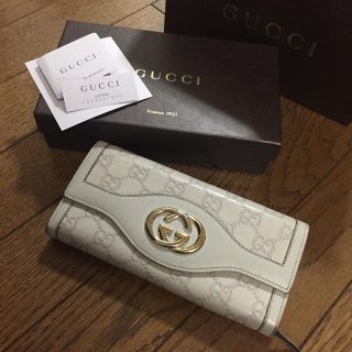 グッチ(Gucci)のGUCCIグレーホワイト財布(財布)