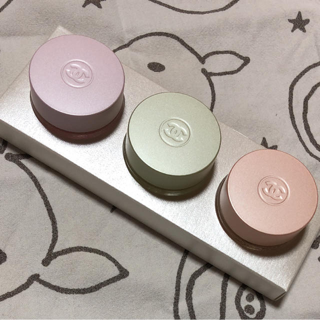 CHANELジェルパフューム