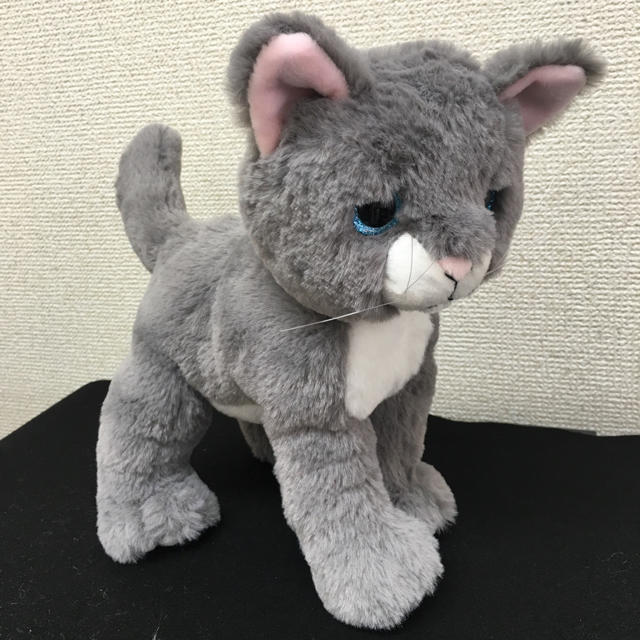 猫ぬいぐるみ★グレー 値下げ不可❗️ エンタメ/ホビーのおもちゃ/ぬいぐるみ(キャラクターグッズ)の商品写真