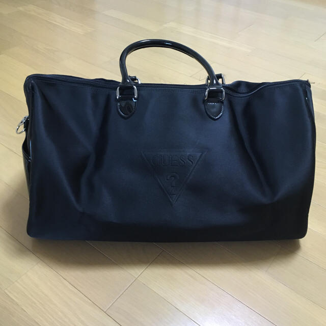 【新品·未使用】guess　ボストンバッグ　ブラック