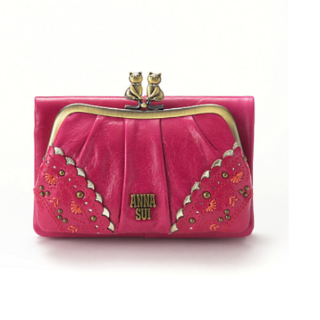 アナスイ(ANNA SUI)のANNA SUI トークトゥーハー 猫 ピンク 外口金二つ折り財布(財布)