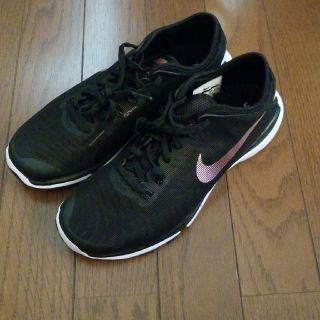 ナイキ(NIKE)のナイキ　スニーカー　23,5　新品(スニーカー)