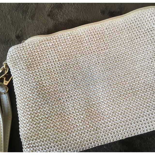 ANAP(アナップ)のエスニック刺繍ペーパークラッチバッグ レディースのバッグ(クラッチバッグ)の商品写真
