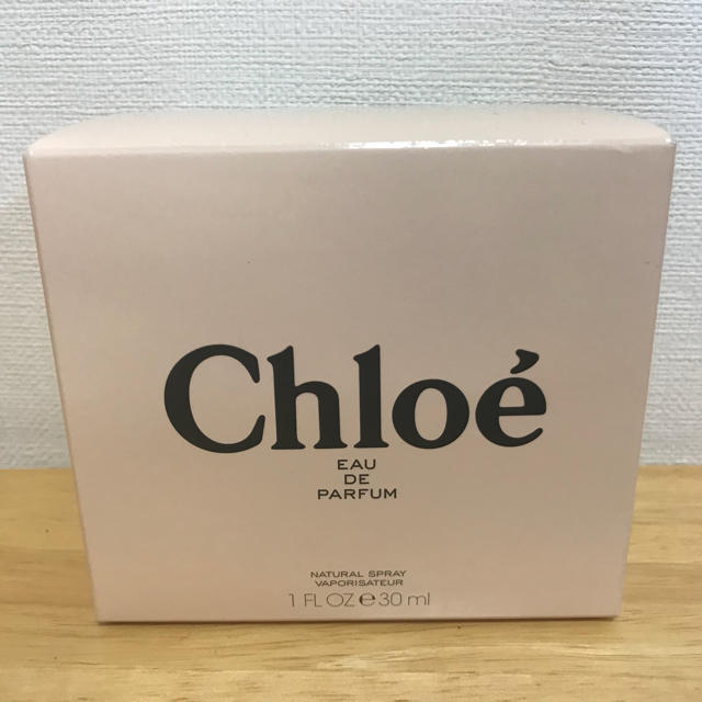 Chloe(クロエ)の再値下げ!【Chloe】香水箱 30mL コスメ/美容の香水(香水(女性用))の商品写真