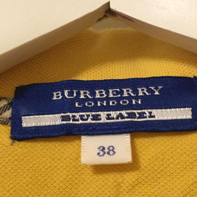 BURBERRY BLUE LABEL(バーバリーブルーレーベル)の売約済み    バーバリーブルーレーベルイエローがかわいいポロシャツ レディースのトップス(ポロシャツ)の商品写真