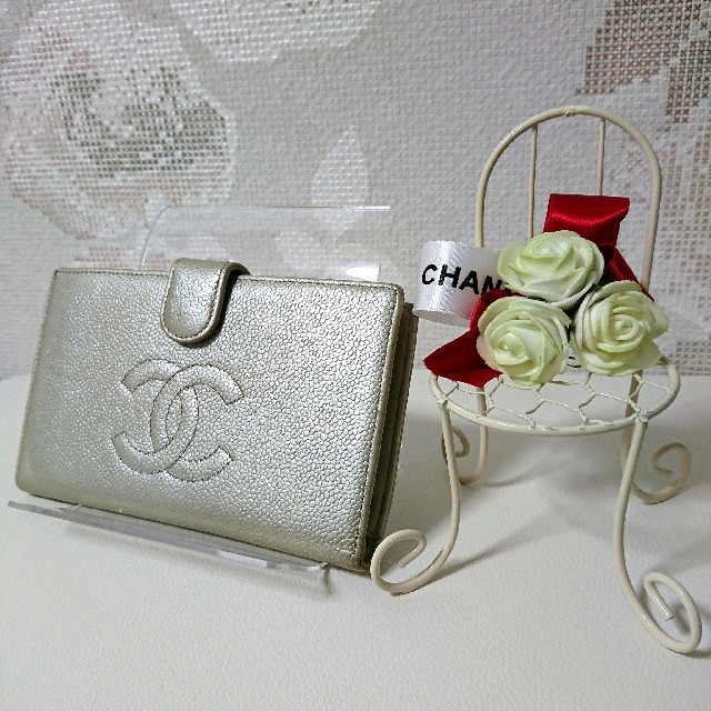 CHANEL(シャネル)の★CHANEL★シャネル 二つ折り がま口 長財布 キャビアスキン 財布 レディースのファッション小物(財布)の商品写真