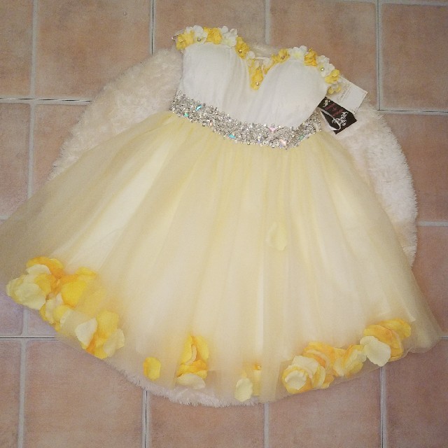 EmiriaWiz(エミリアウィズ)のEmiriaWiz 花びらドレス レディースのフォーマル/ドレス(ナイトドレス)の商品写真