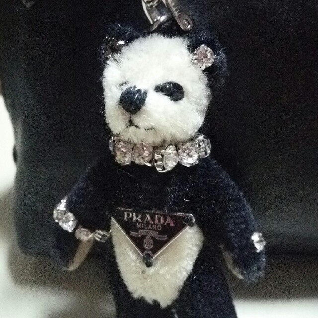 PRADA。パンダキーホルダー-