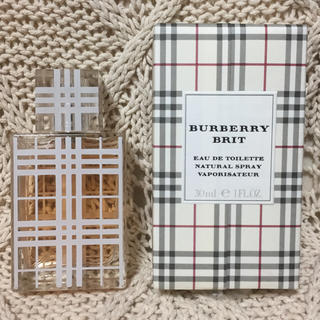 バーバリー(BURBERRY)の☆BURBERRY BRIT 香水☆(香水(女性用))