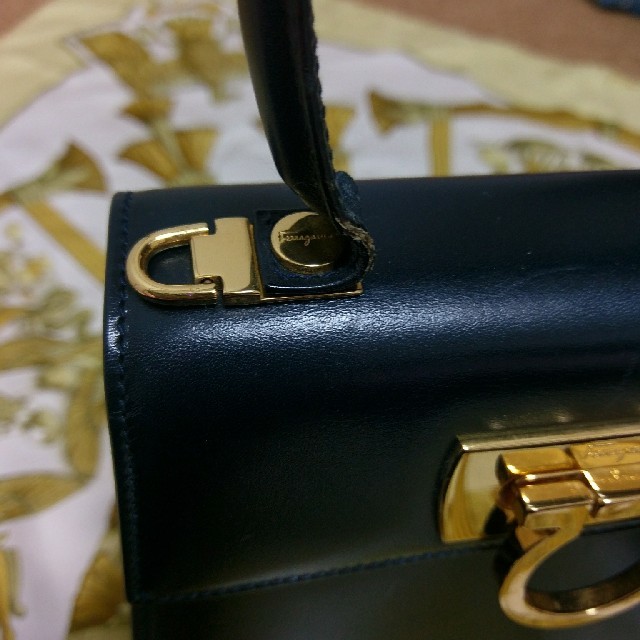 Salvatore Ferragamo(サルヴァトーレフェラガモ)のフェラガモ　2way バッグ レディースのバッグ(ショルダーバッグ)の商品写真