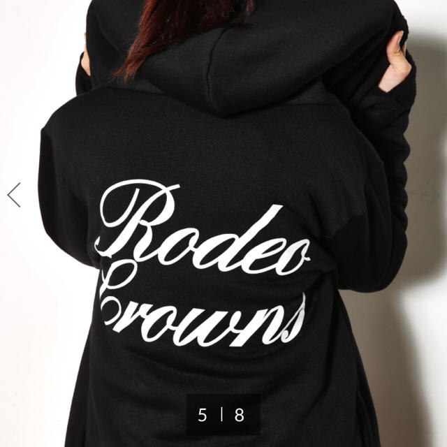RODEO CROWNS WIDE BOWL(ロデオクラウンズワイドボウル)のRODEO CROWNS WIDE BOWL ボアフーディーガウン レディースのジャケット/アウター(ガウンコート)の商品写真