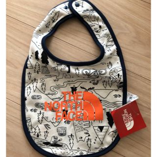 ザノースフェイス(THE NORTH FACE)の☆新品☆THE NORTH FACE リバーシブルスタイ(お食事エプロン)