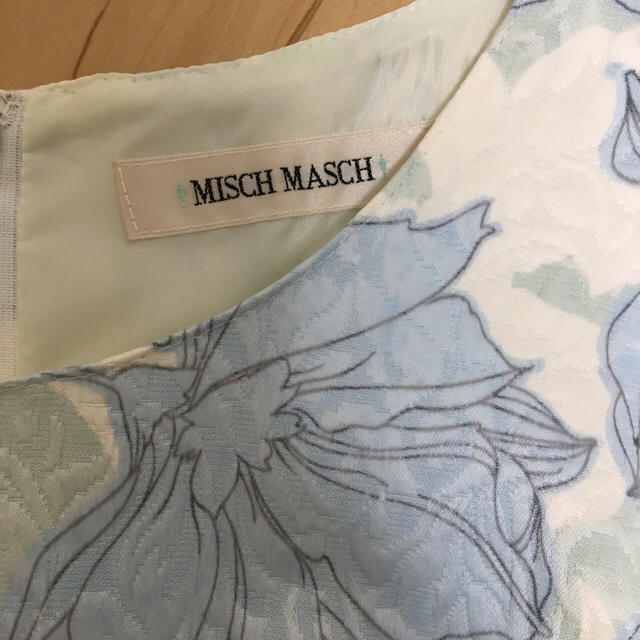 MISCH MASCH(ミッシュマッシュ)のMISCH MASCHのワンピース レディースのワンピース(ひざ丈ワンピース)の商品写真