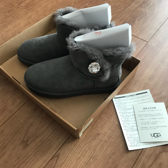 UGG☆スワロフスキーブーツUS6