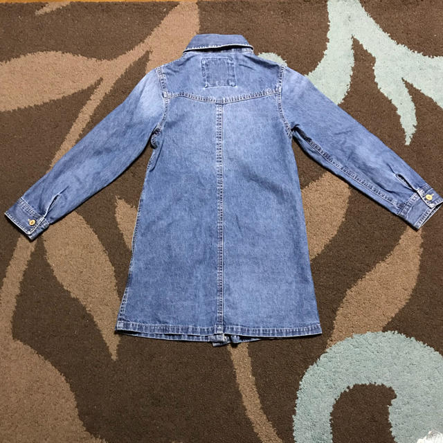 ikka(イッカ)のikkaデニムシャツ キッズ/ベビー/マタニティのキッズ服女の子用(90cm~)(ジャケット/上着)の商品写真